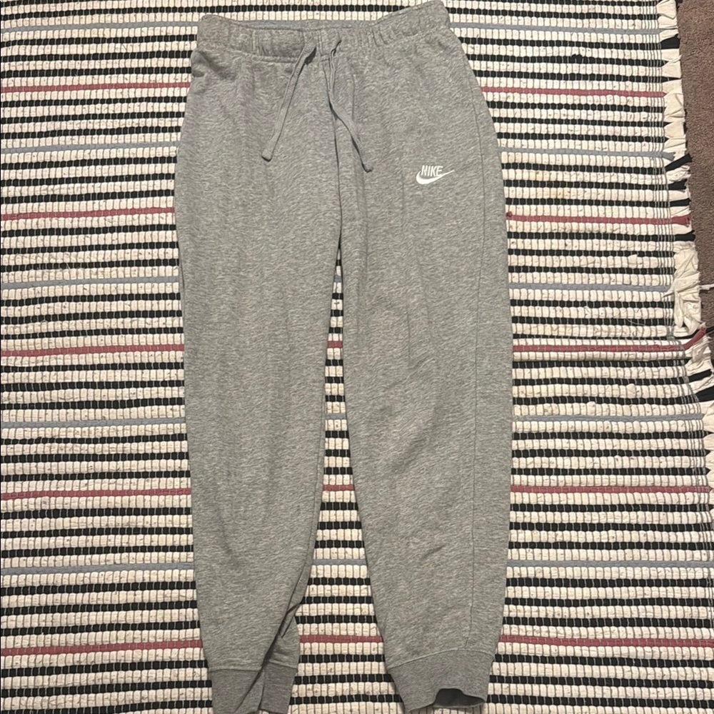 Nike Heather Gray Joggers